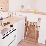 Apartament Retro By The Sea
