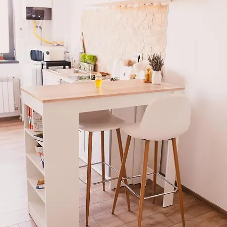 Retro By The Sea アパート エフォリエ・ノルド